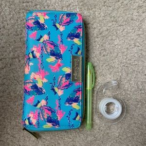 Lily Pulitzer Wallet!